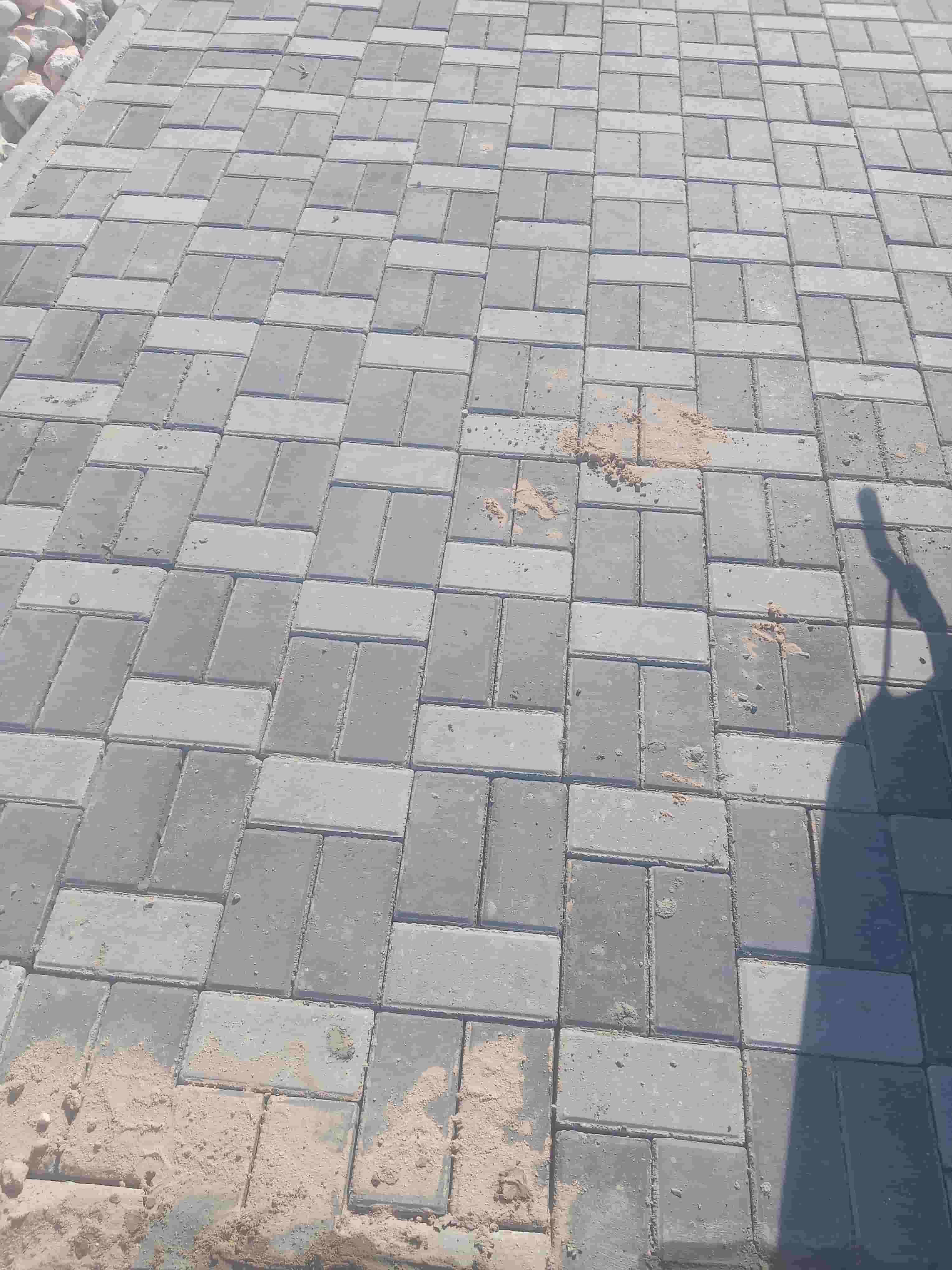 Tile technician