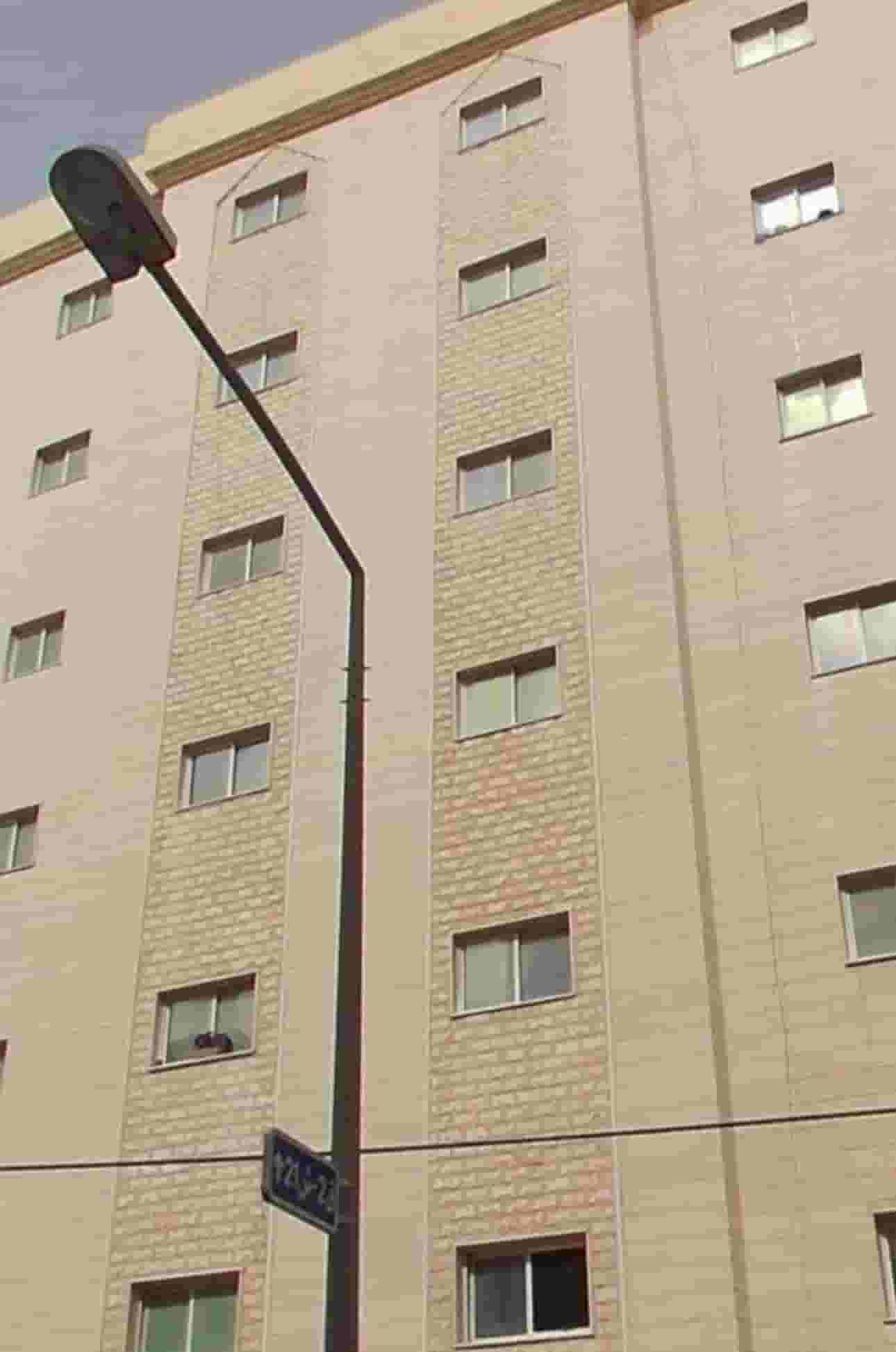 For sale a building in Al Riggae 1000 m