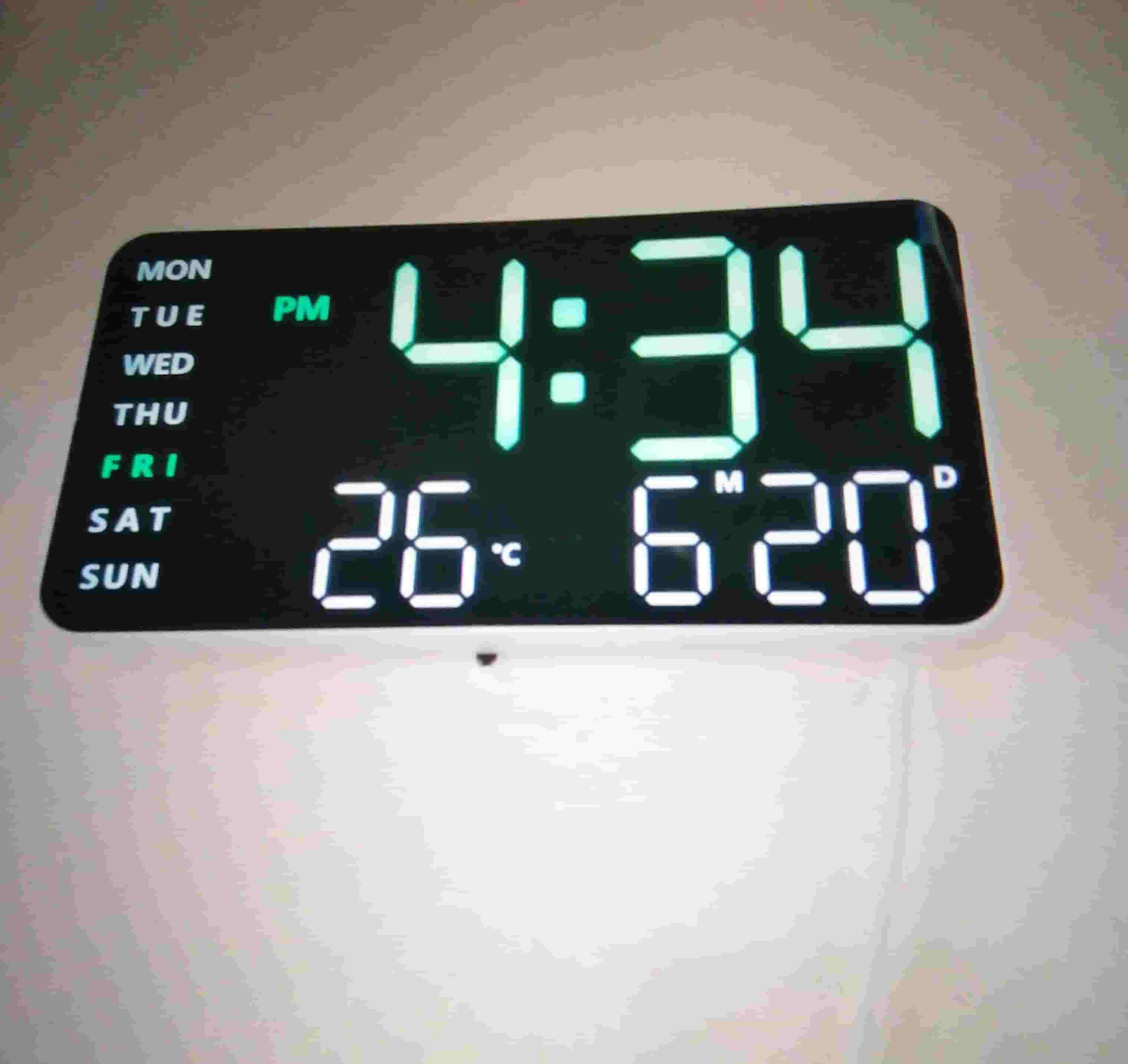 Digital decorative wall clock 