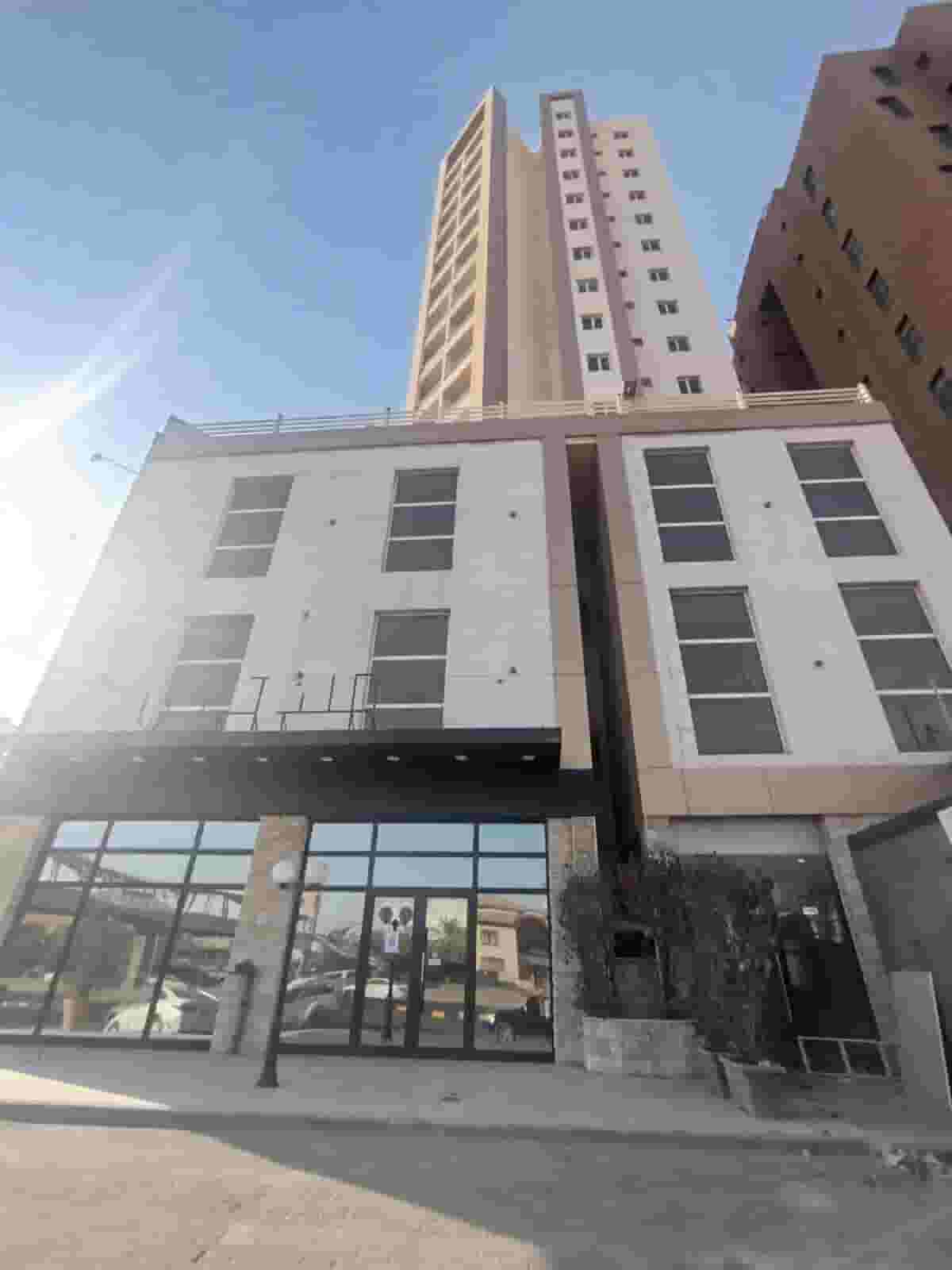 For rent commercial floors in Salmiya block 10