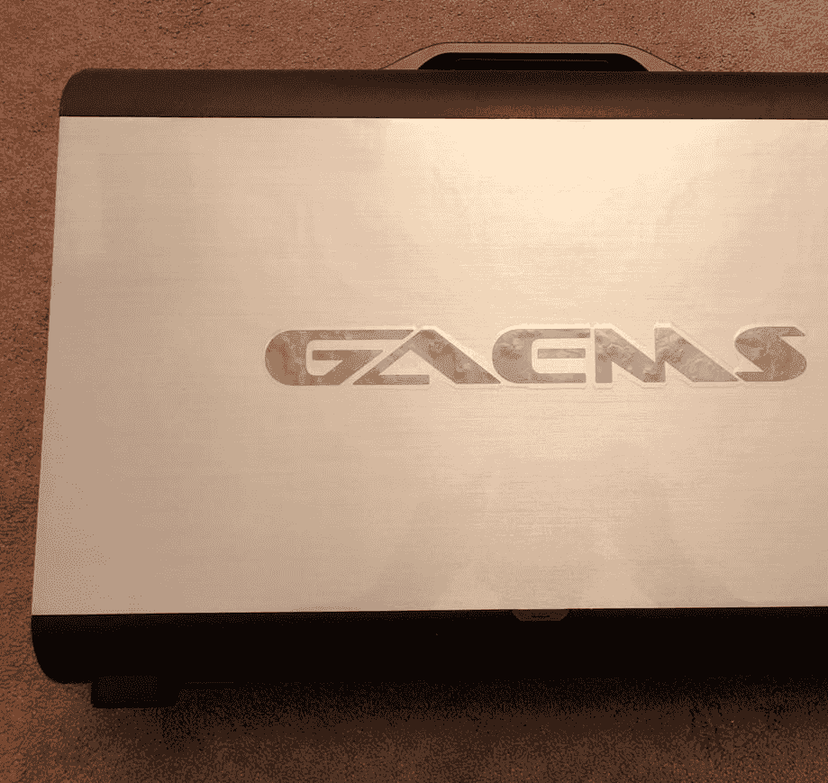 شاشة ألعاب GAEMS 24 بوصة للبيع