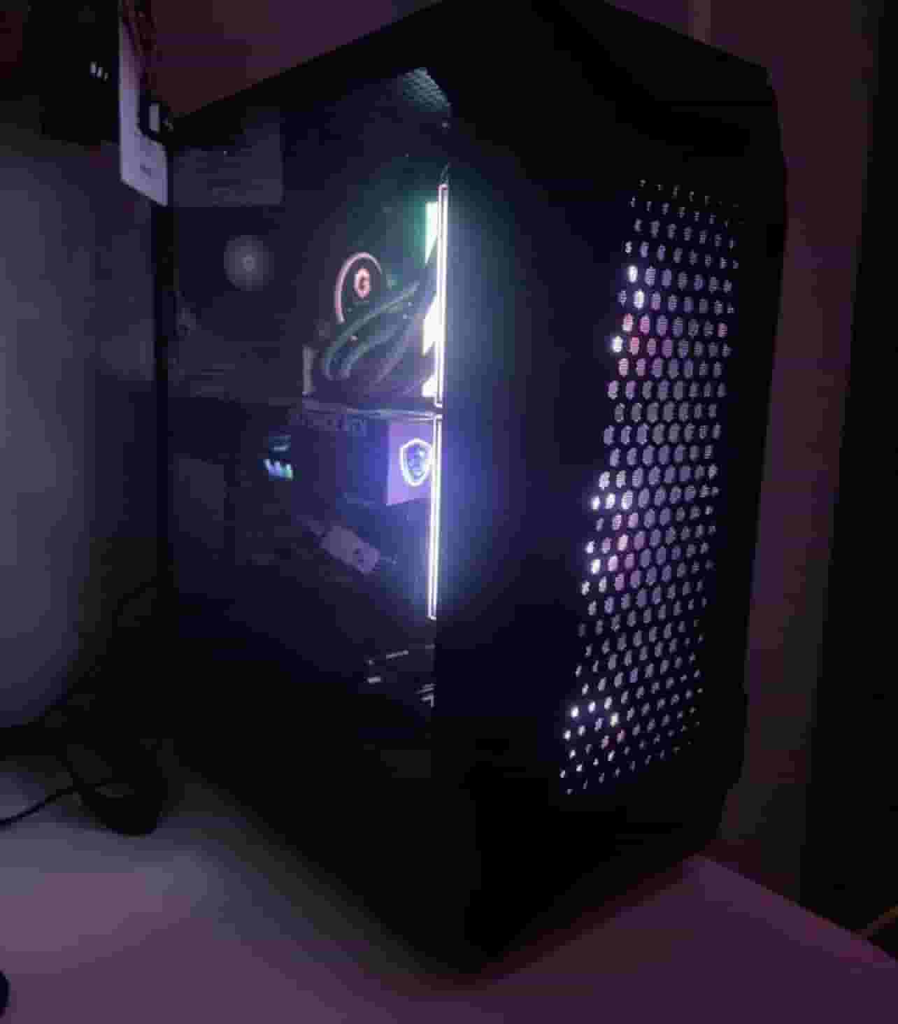 كمبيوتر ألعاب ويندوز i5-14400F RTX 5060 Ti 