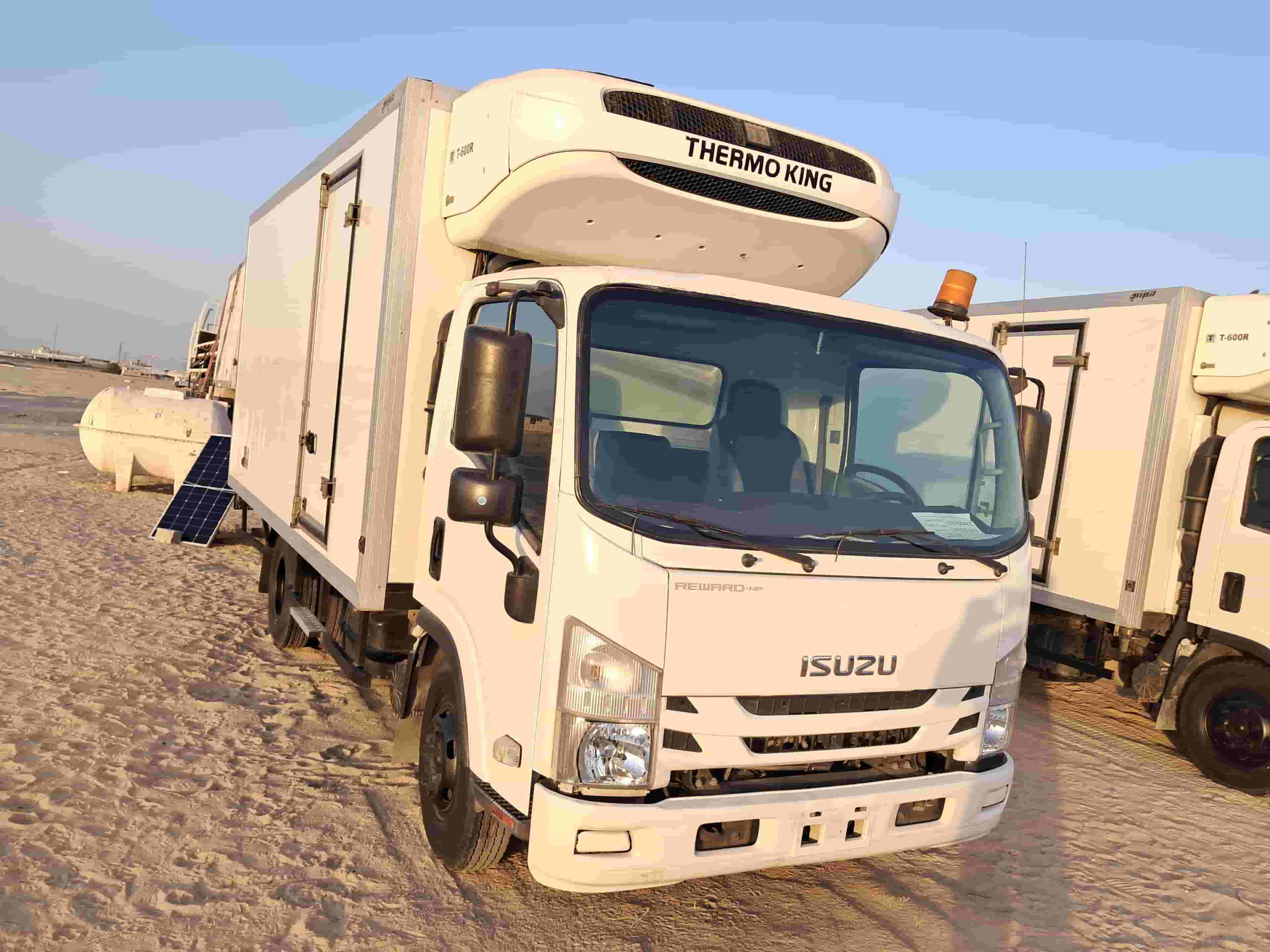 Isuzu truck 2019