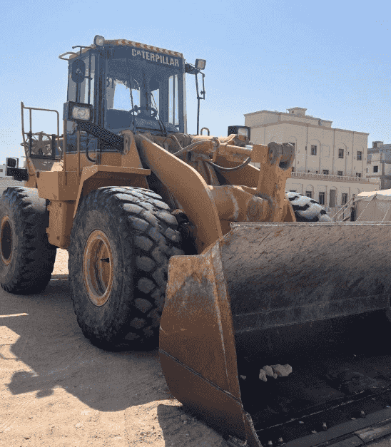 تركتر F950 بحالة ممتازة