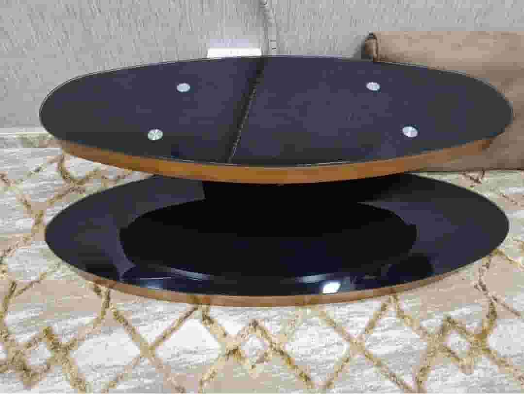 OVAL TABLE WITH TEMPERED GLASS