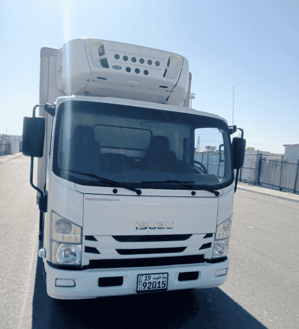 Isuzu refrigerator truck for sale model 2022