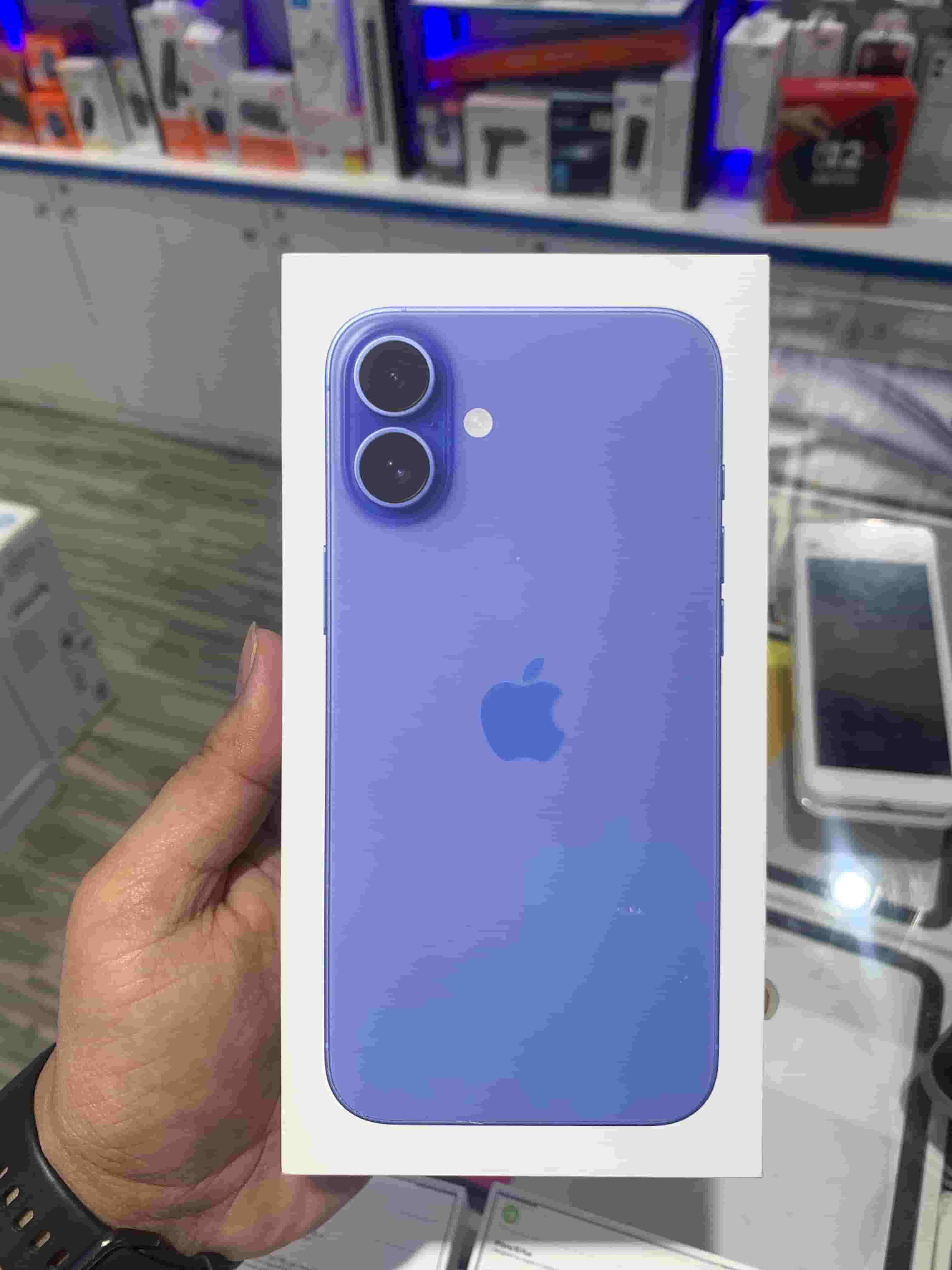   iPhone 16 plus 256 
