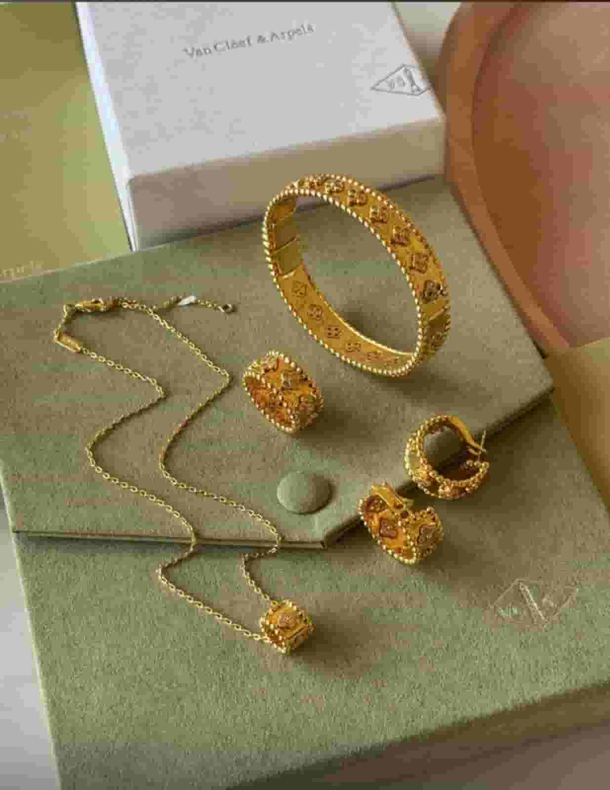 We have the strongest collection of Master Quality women's accessories