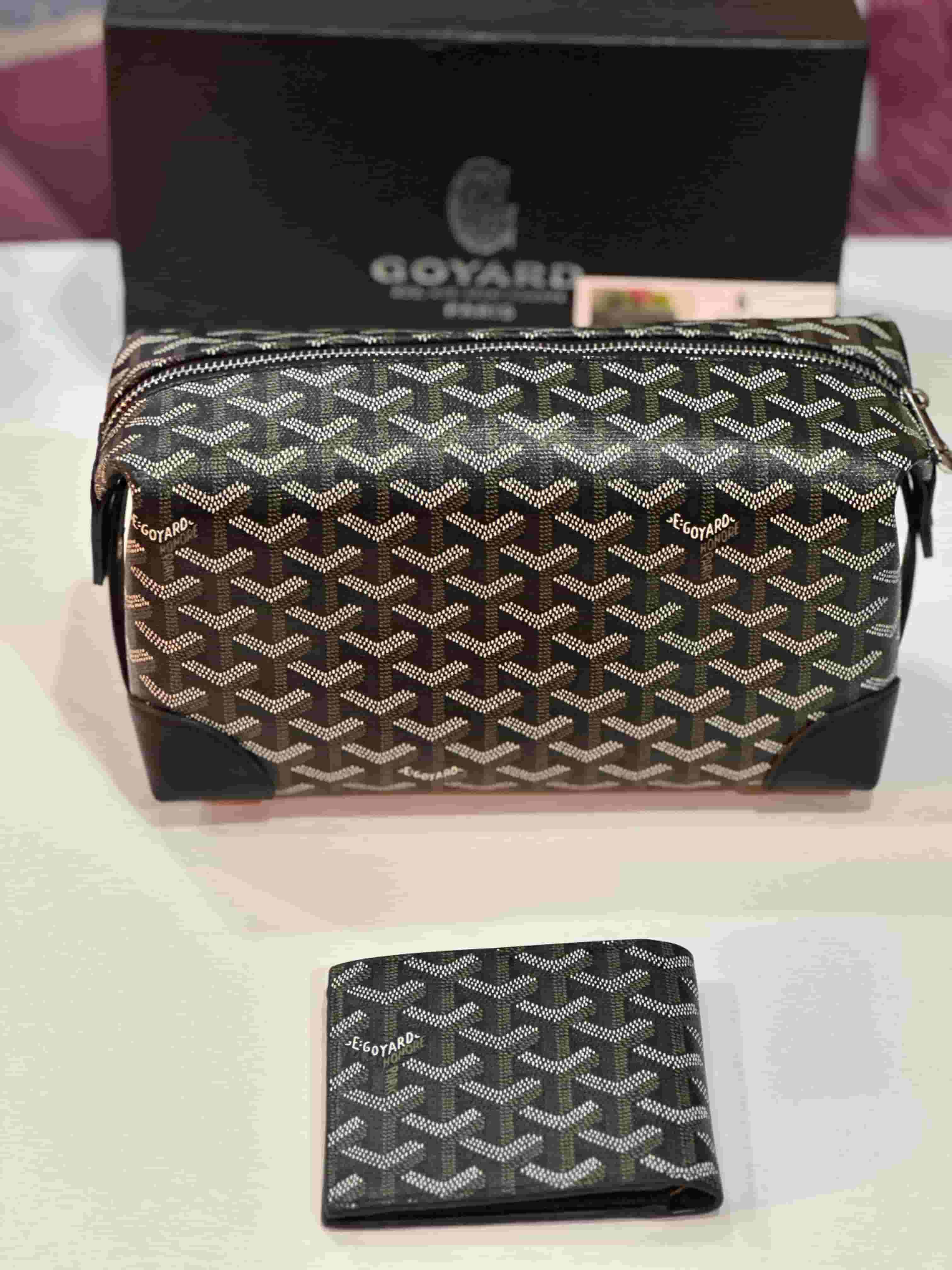 We have the strongest selection of men's bags Master Quality
