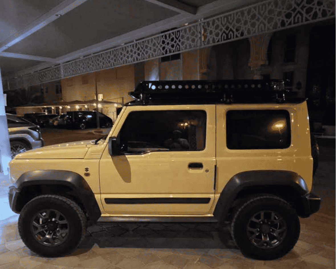 سوزوكي جيمني قير عادي ٢٠٢١ سوزوكي جيمني قير عادي ٢٠٢١