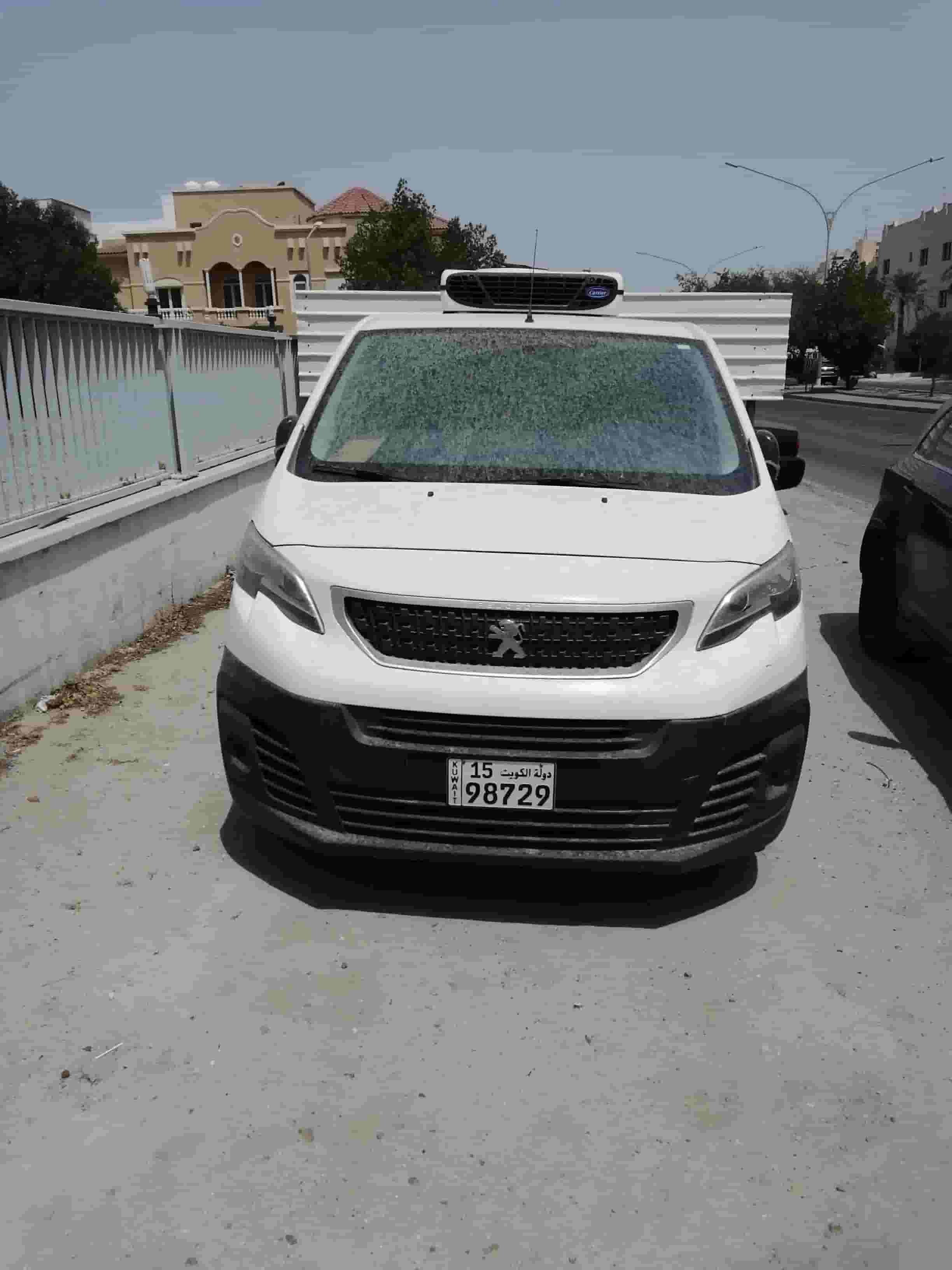 باص مقفل بيجو اكسبرت ثلاجه باص مقفل بيجو اكسبرت ثلاجه
